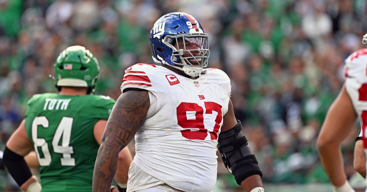 NFC East notes: Giants trading their best player? Cowboys trading way up in the draft?