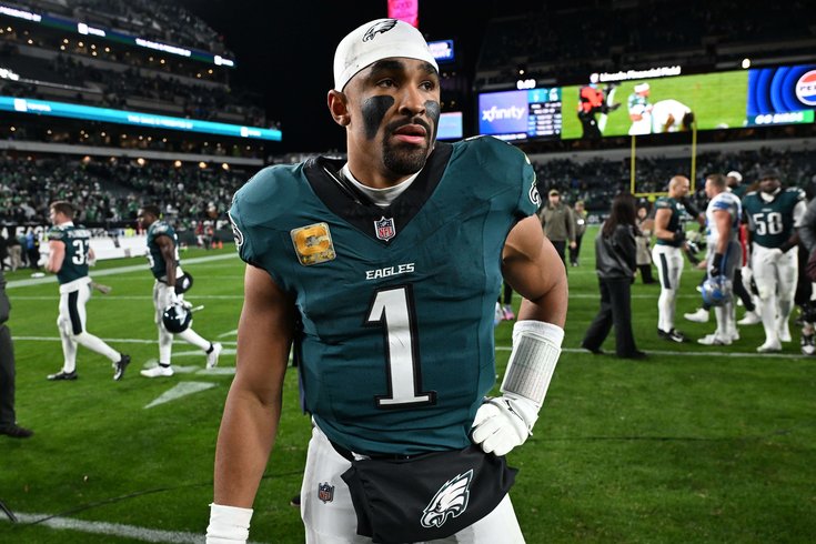 Jalen-Hurts-Eagles-Lions-Week-11-2025-NFL.jpg