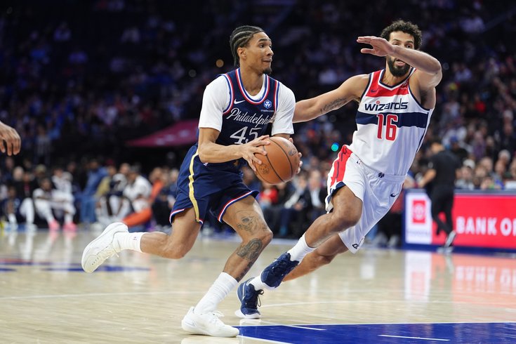 Sixers-Hunter-Salis_122325