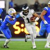 Jalen-Hurts-Scramble-Eagles-Chargers-Week-14-NFL-2025.jpg
