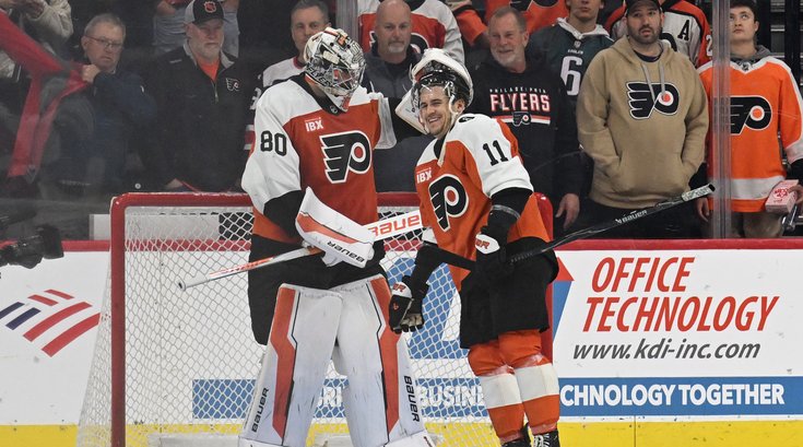 Dan-Vladar-Travis-Konecny-Flyers-Sharks-12.9.25-NHL.jpg