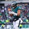Jalen-Hurts-Eagles-TD-Clap-Week-15-Raiders-NFL-2025.jpg