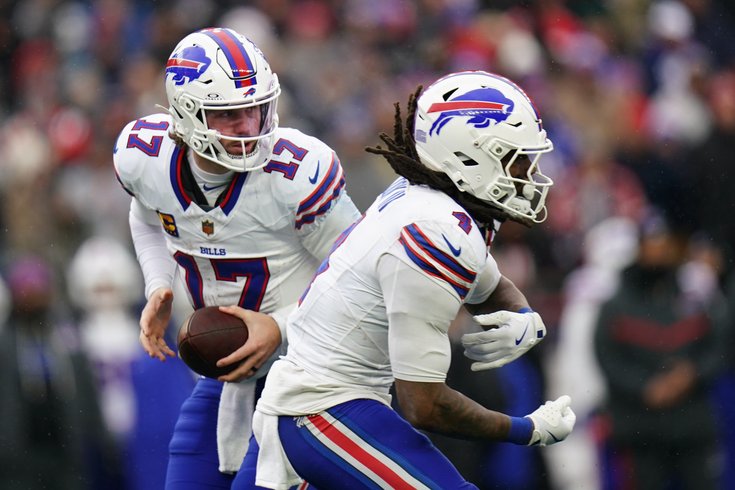 122525JoshAllenJamesCook