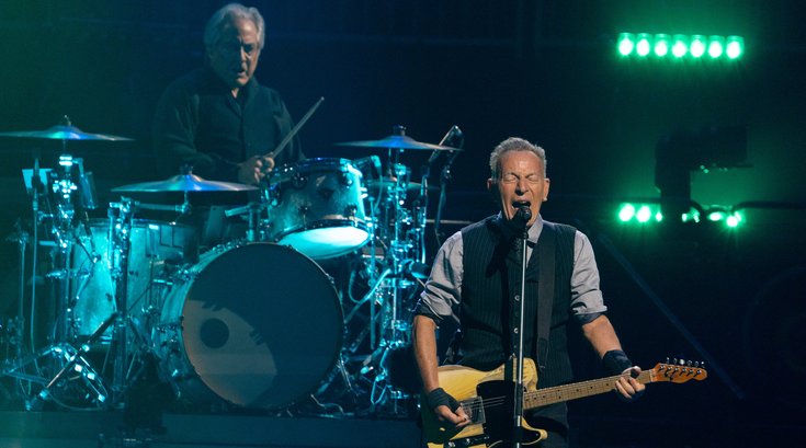 Bruce-Springsteen-Philadelphia-concert_050226