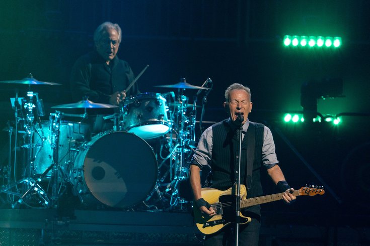 Bruce-Springsteen-Philadelphia-concert_050226