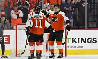 Flyers-Game-3-Tippett-Konecny-NHL.jpg