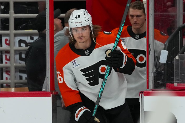 Trevor-Zegras-Flyers-Canes-Game-2-NHL-Playoffs-2026.jpg