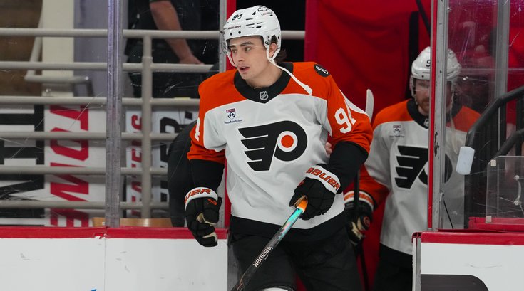 Porter-Matone-Flyers-Game-2-Entrace-2026-NHL.jpg