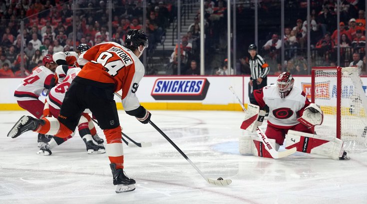 Porter-Martone-Shot-Flyers-Game-4-Canes-Playoffs-2026.jpg