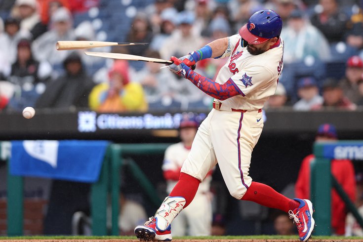 Kyle-Schwarber-broken-bat-Phillies_052426