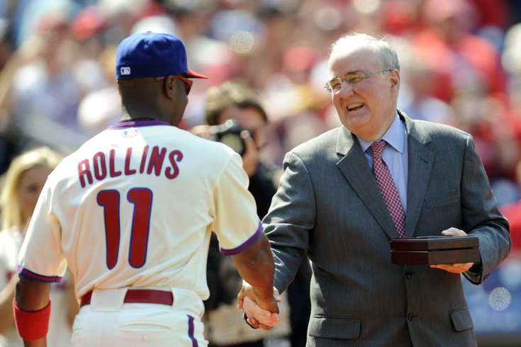David-Montgomery-Jimmy-Rollins-Phillies-NL-Rings-2009.jpg
