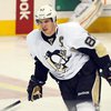 Sidney-Crosby-Flyers-Penguins-2012