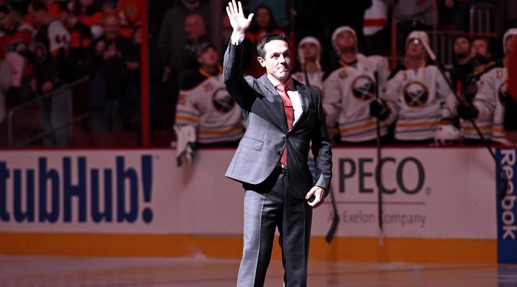 Danny-Briere-Retirement-Flyers-Sabres-2015-NHL.jpg