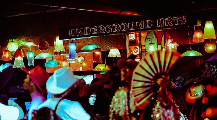 Underground Arts Stage Retro
