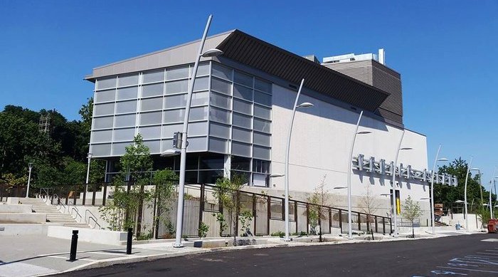 Venice Island Performing Arts and Recreation Center