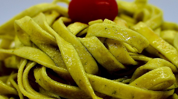 Limited - Vegan Kale Pesto Pasta Salad