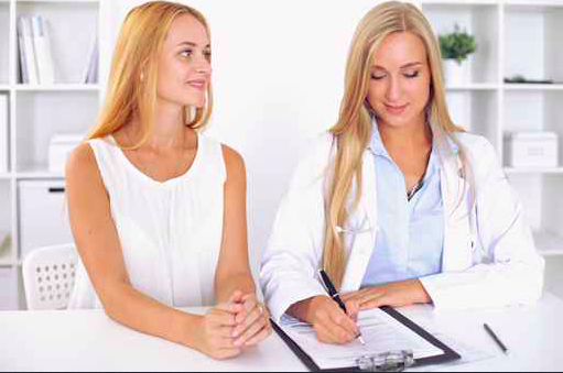 092715_WomanDoctor