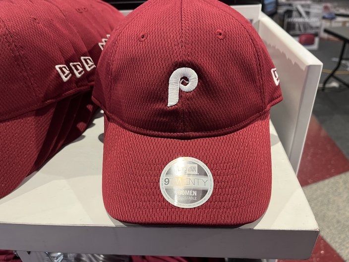 Phillies-Womens-Maroon-Hat