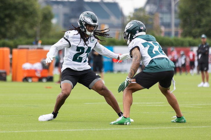 Andre-Chachere-Marcus-Epps-Eagles-training-camp_072722_91.jpg