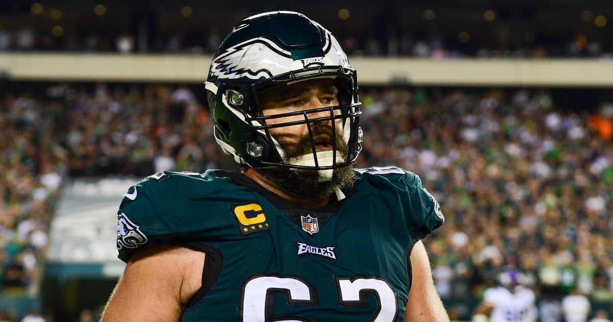 Philadelphia Eagles Center Jason Kelce Leaves Game with Injury