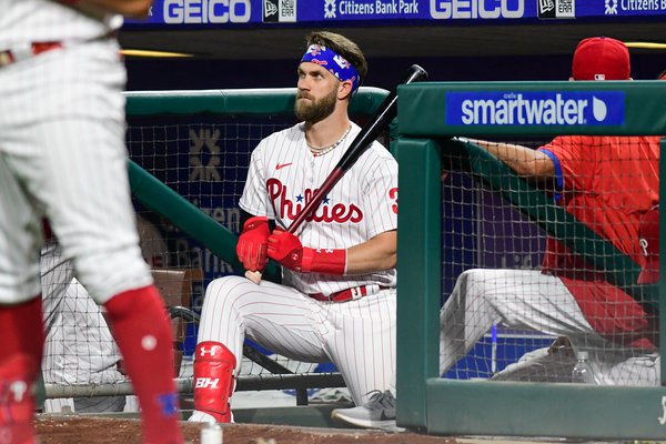 Good job camera person ❤️ #mlb #phillies #baseball #family