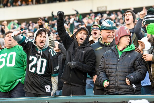 fans_Eagles_Giants_1226211_Kate_Frese86.jpg