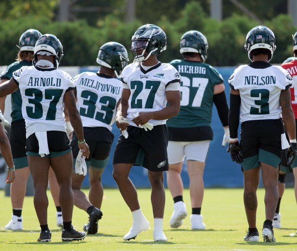 Philadelphia Eagles training camp notes: Nick Foles takes the bad