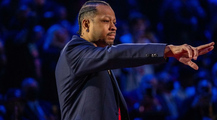 Sixers guard Allen Iverson pays homage to late Kobe Bryant on Twitter