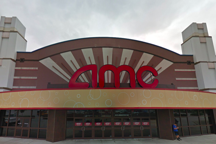 Amc Movie Theater Near Me : 5 Movie Theater Features We ...