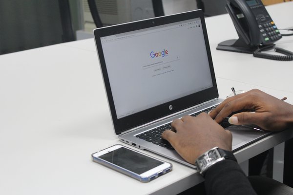 Google_Search_Computer