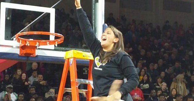 Neumann-Goretti’s Andrea Peterson Named Naismith National Coach Of The ...