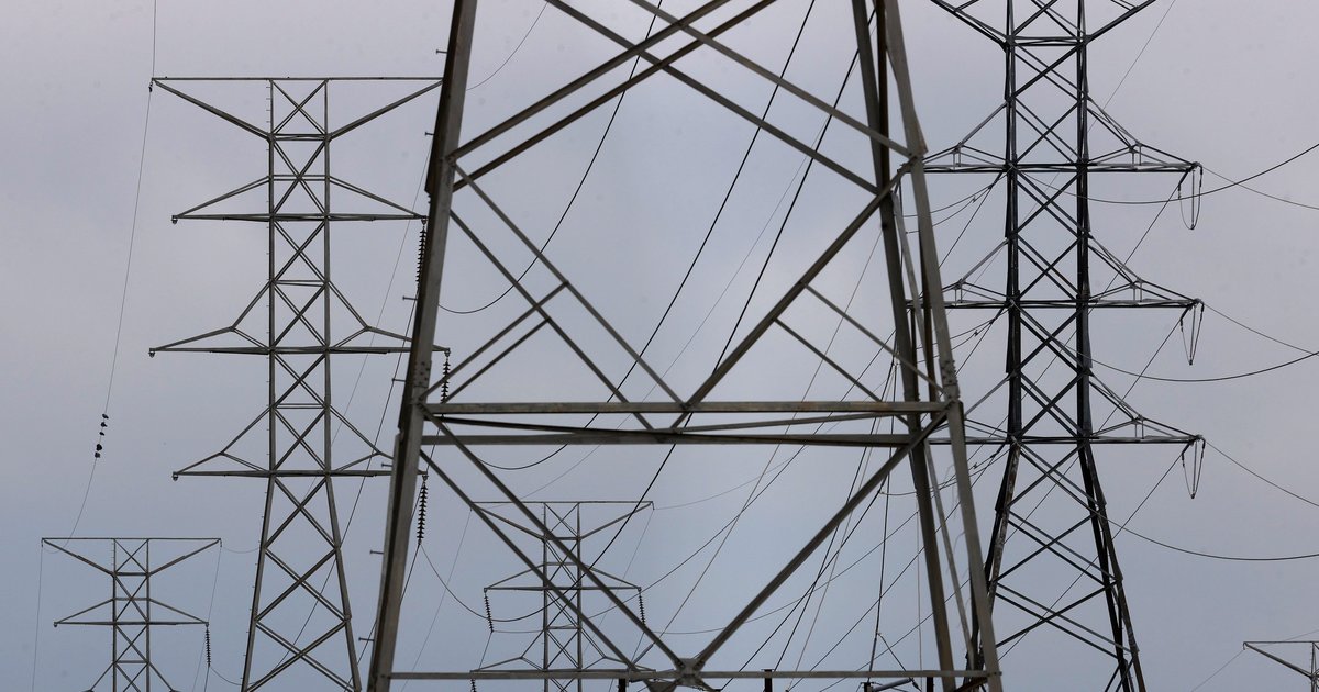 Citing 'unsustainable stress' from price volatility, grid operator PJM lays out reform options