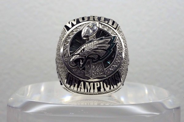 Eagles getting Super Bowl rings, then focusing on 2018 season