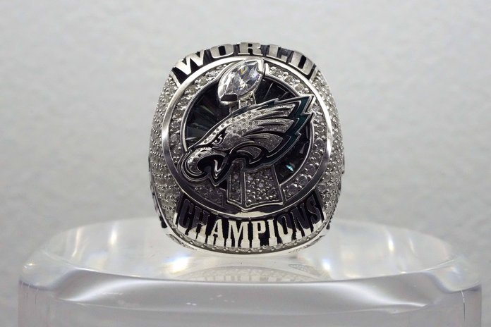 : Philadelphia Eagles Super Bowl Ring