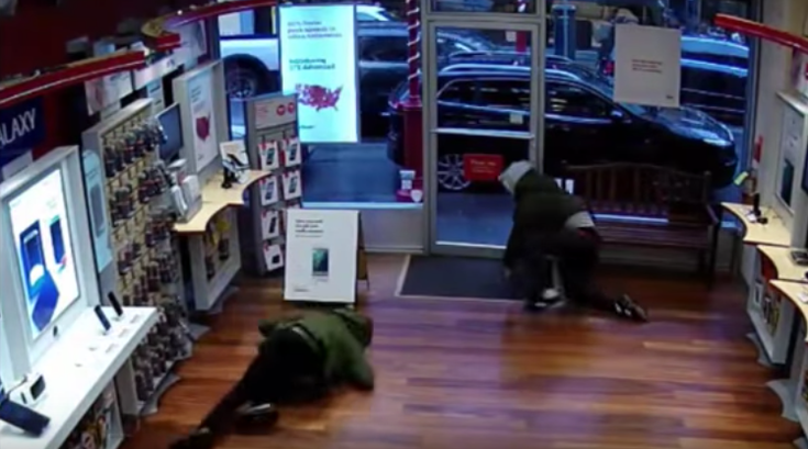 police falling verizon