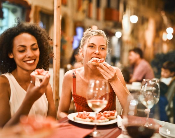 finder-food-poisoning-pexels