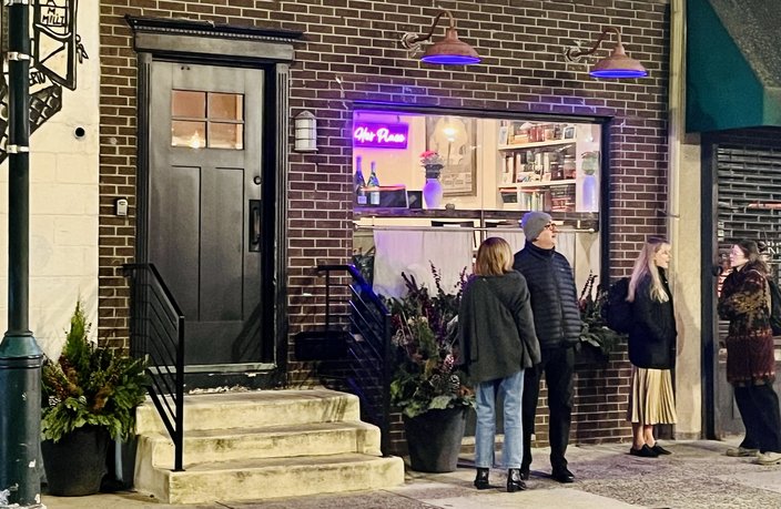 her place restaurant