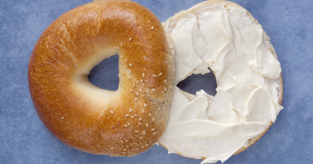 Dunkin Donuts Bagel With Cream Cheese Nutrition Bios Pics