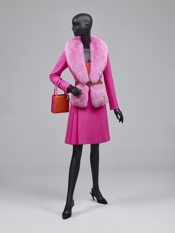 Fabulous Fashion: From Dior's New Look To NowAntiques And The Arts Weekly