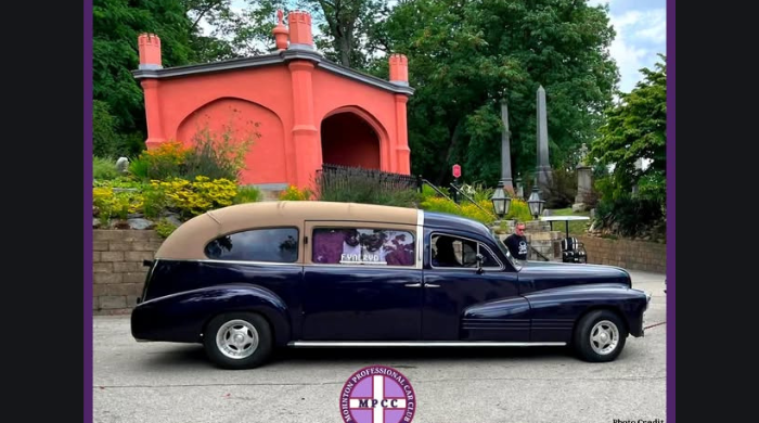 Car Show Laurel Hill Cemetery
