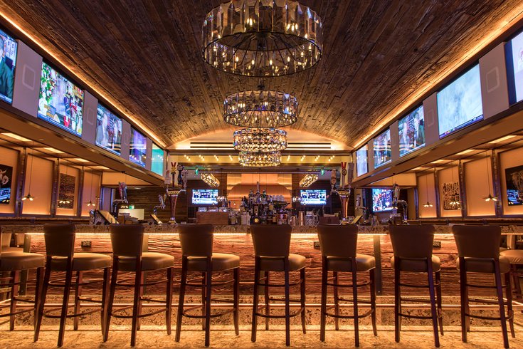 philly live casino restaurants