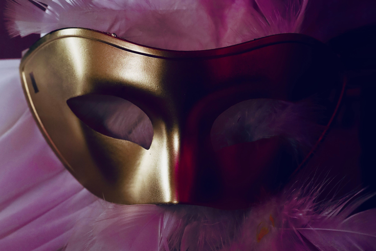 masqueradeatqueen.png