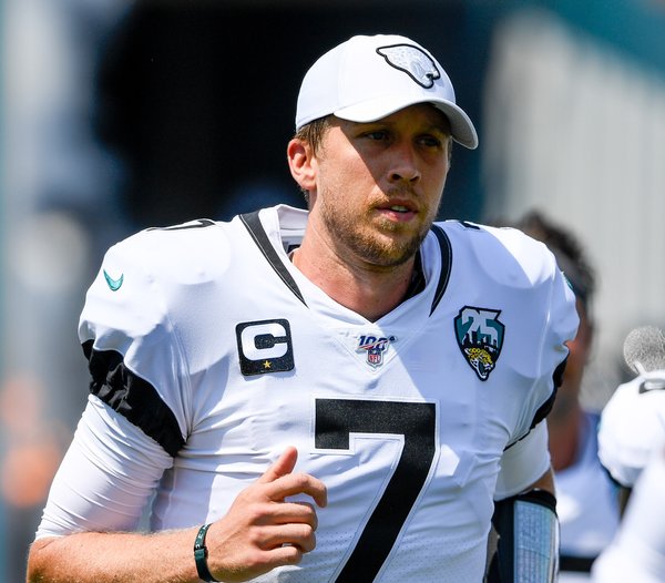 First Look: Nick Foles in Jags' home uni : r/nfl