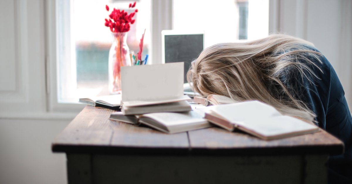 Image showcasing Five causes of daytime drowsiness | PhillyVoice