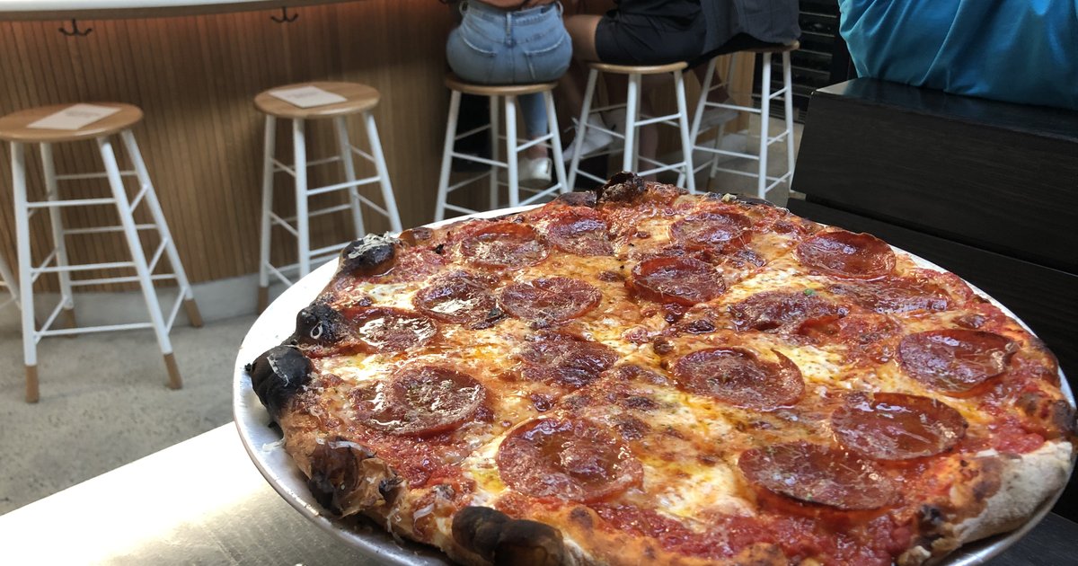 Pizzeria Beddia, Bar Stools Best Pizza Review