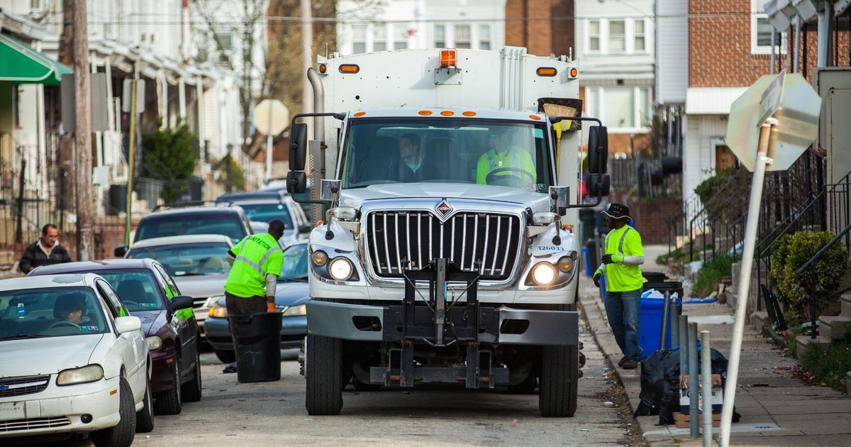 Philly sanitation employees protest for better working conditions amid