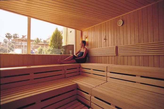 Treat yourself to a trip to the spa: Sitting in the sauna boasts a ton of health  benefits | PhillyVoice