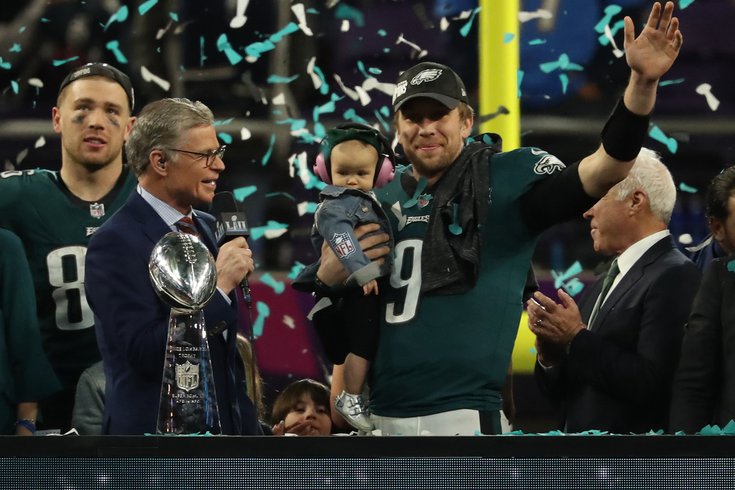 Eagles LOCKER Room Celebrate NFC East Championship #1 seed 