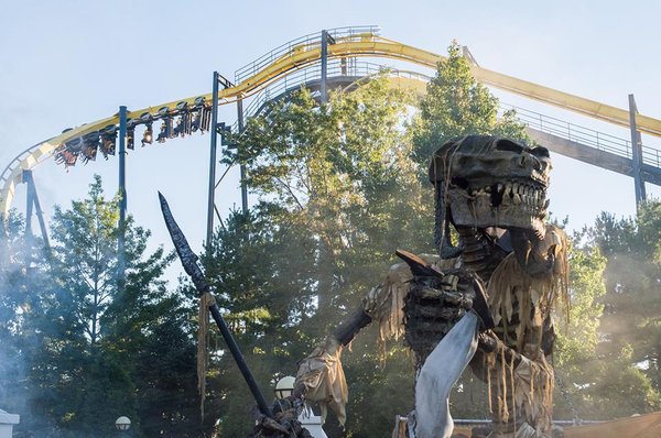 six flags halloween