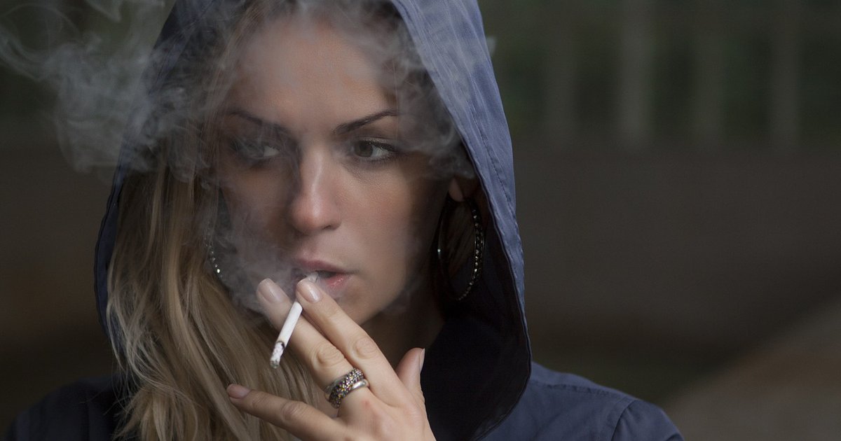 Smoking doubles young adults' risk of severe coronavirus complications